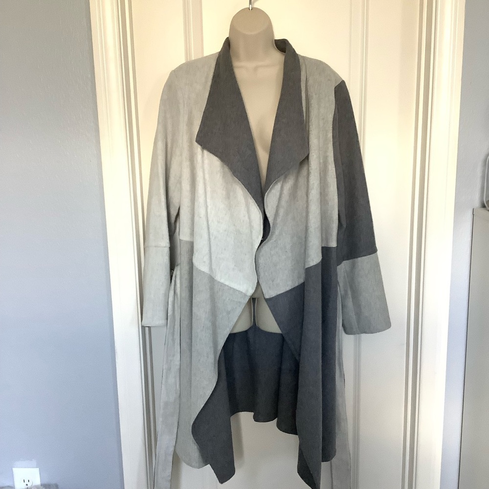 $179 Alfani Women's Gray Colorblocked Wing Collar Belted Waist Jacket Size L/XL - Picture 1 of 9